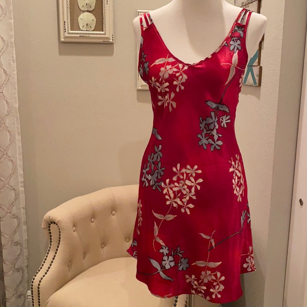 Red silky printed chemise